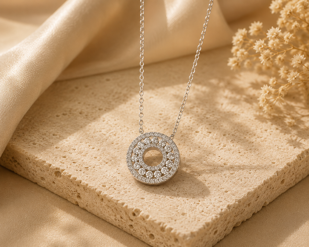 Soléyra Halo Necklace