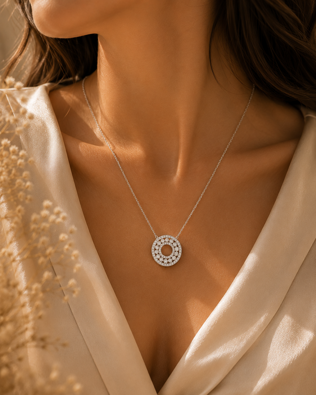 Soléyra Halo Necklace