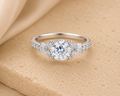 Maëlys Solitaire Ring