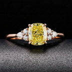 Soléa Ring polished gold setting with lab-grown yellow diamond